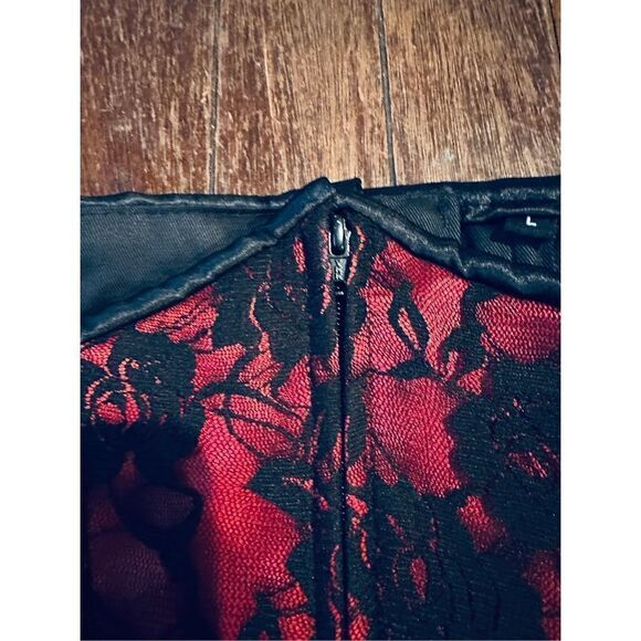 Daisy corsets womens Lavish Red W/Black Lace Overlay Mini Cincher Corset - Picture 4 of 9